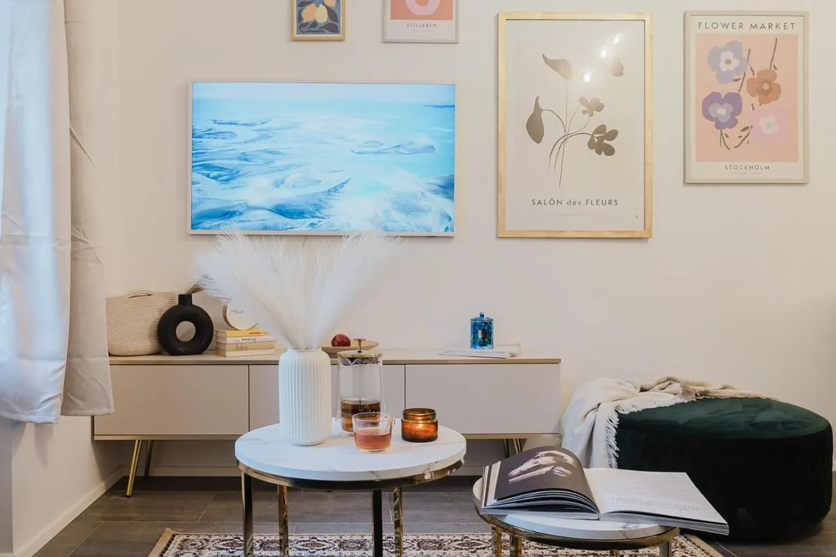 Image 1 of Prague Days – 1BDR Apt – 2TVs – Netflix