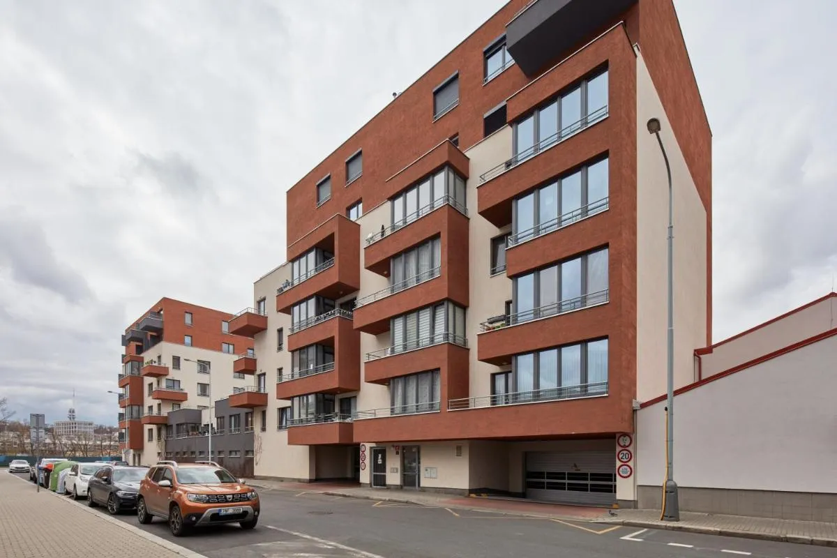 Image 5 of Prague Days – Bright Interior – Free Parking – Spacious Layout
