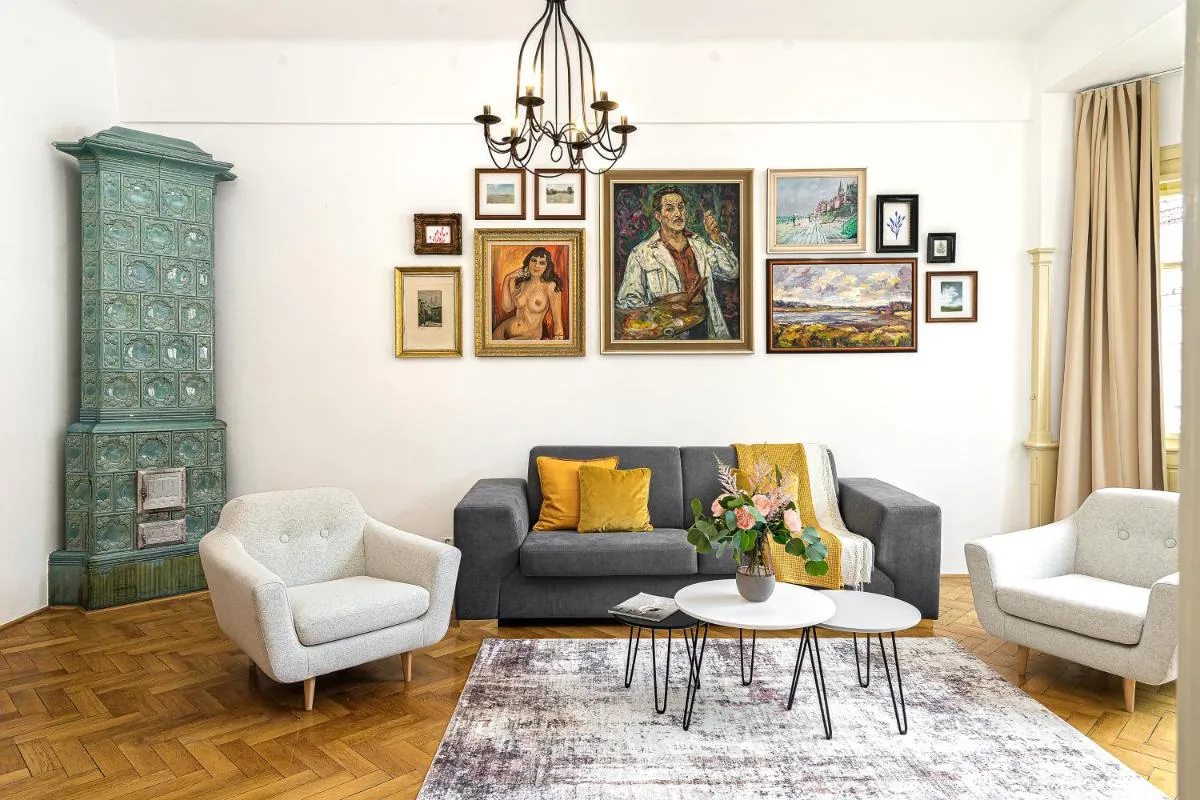 Image 6 of Prague Days – Charming 1BDR Apt – Old Town – Workspace