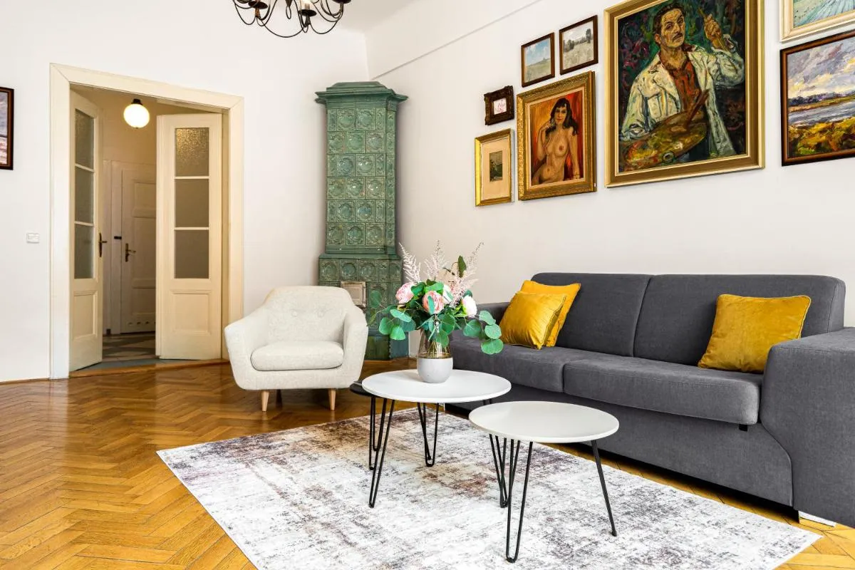 Image 4 of Prague Days – Charming 1BDR Apt – Old Town – Workspace