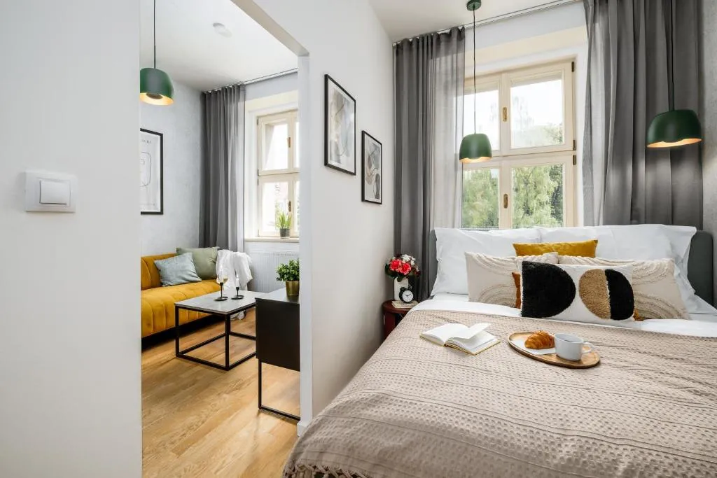 Image of Prague Days – Studio – Easy City Access