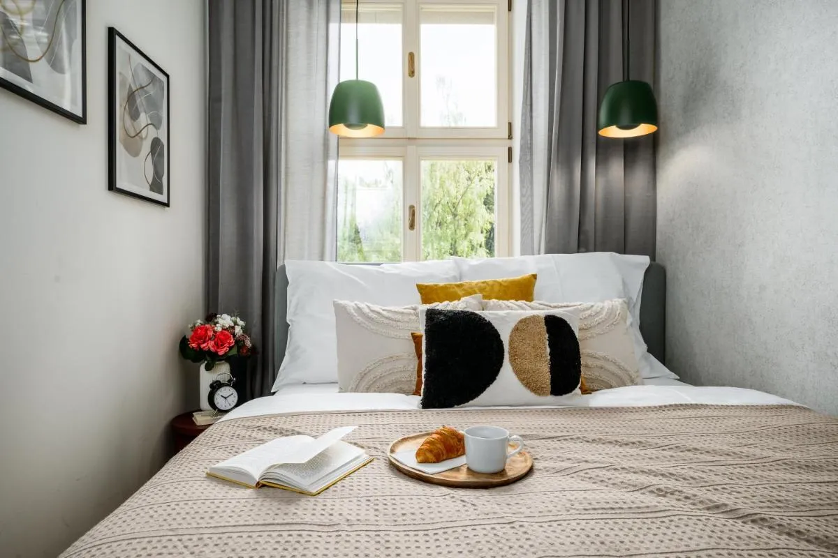 Image 2 of Prague Days – Studio – Easy City Access
