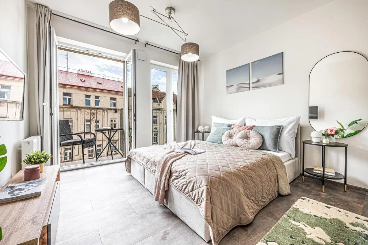 Image 2 of Prague Days Suites with Terraces & Parking