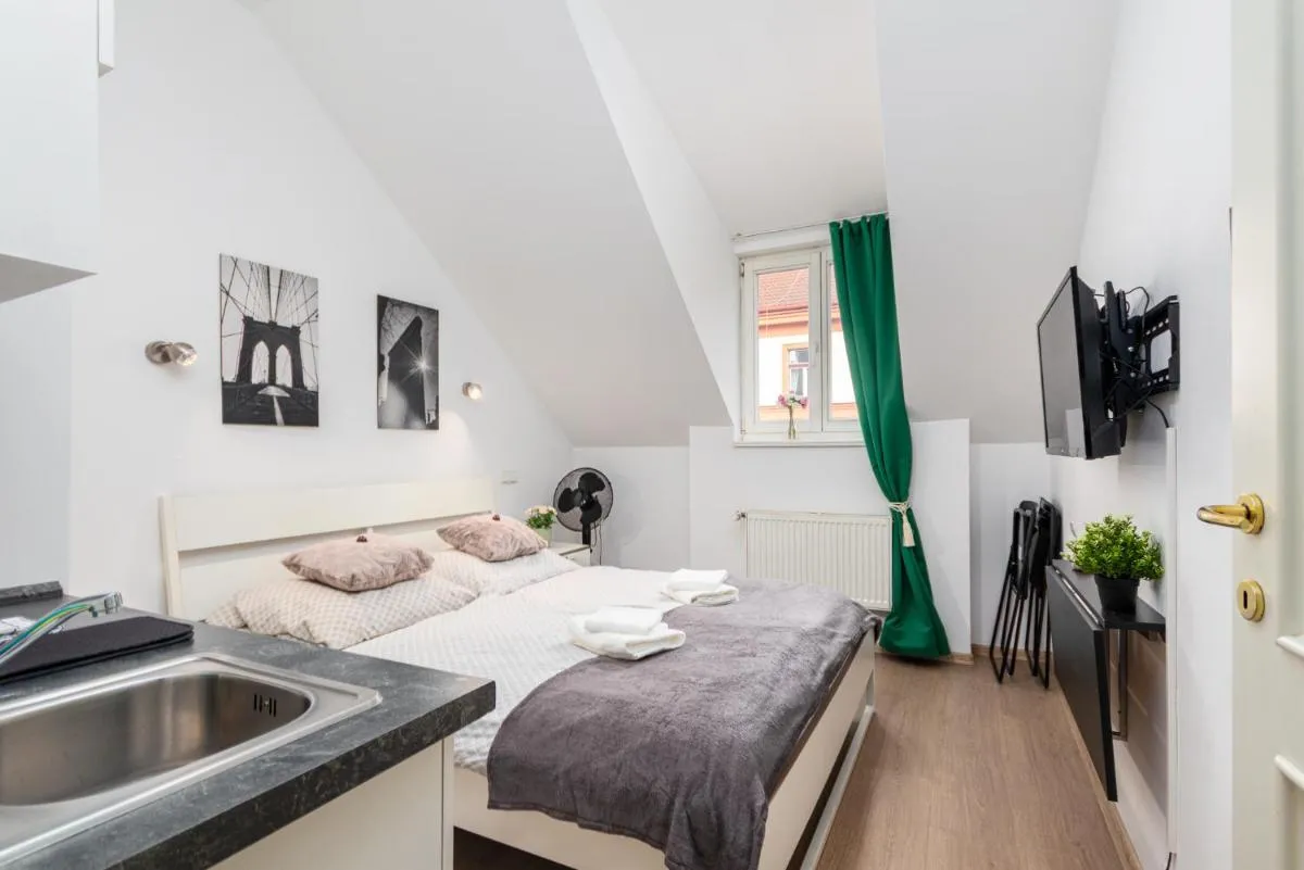 Image 1 of Private Retreat Close to Stations in Praha 3