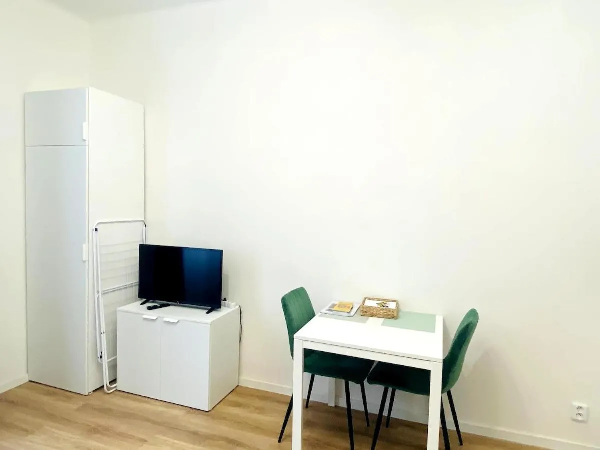 Image 1 of Private apartment close to red subway Pankrac