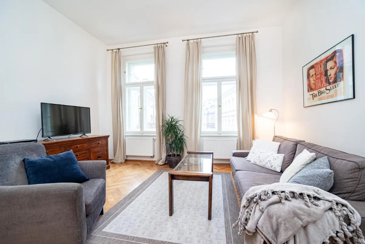 Image 2 of Quiet apartment in the Old Town