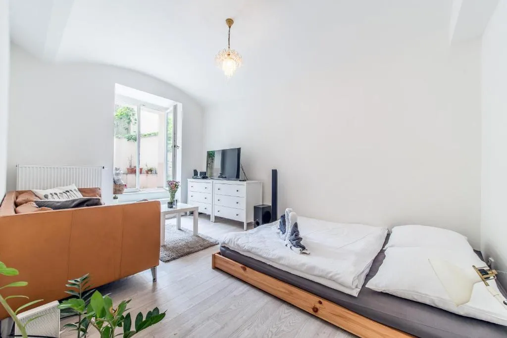 Image of Quiet apartment in the city center with own terrace