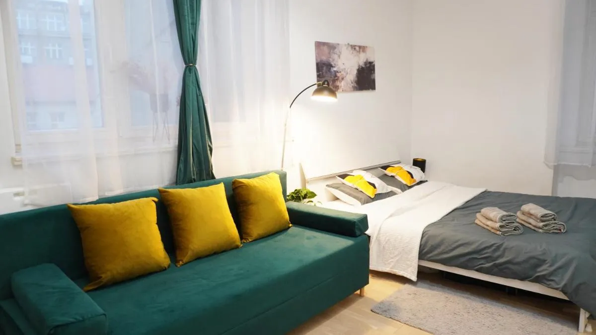 Image 1 of Quiet cozy apartment in the center
