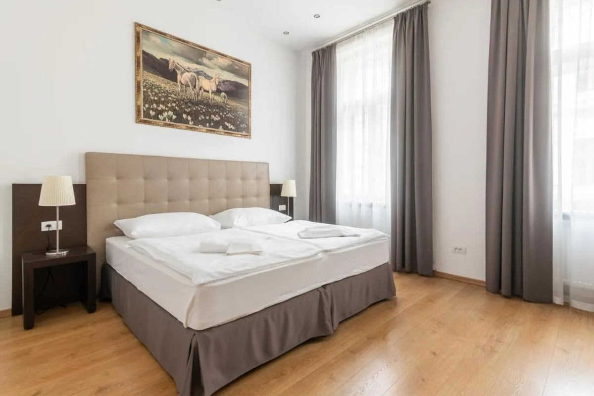 Image 6 of Riverside Palace Suites