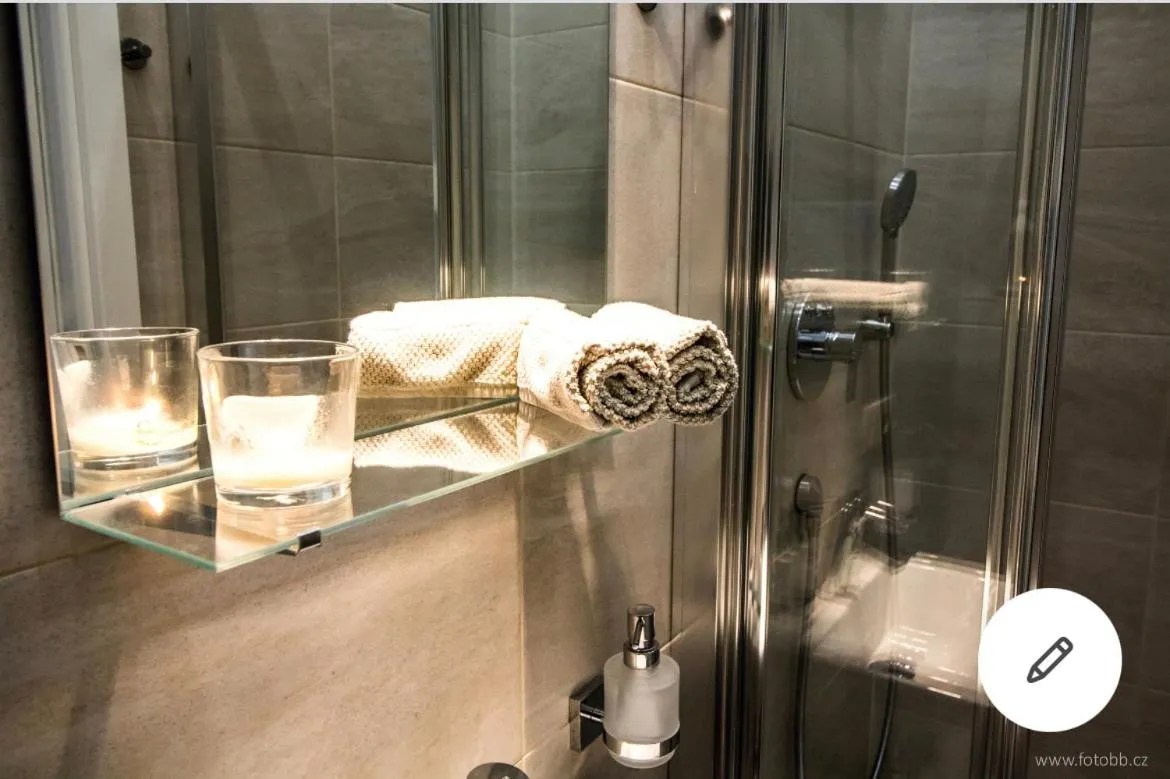 Image 1 of Romantic Apartment Petra – free parking Friday-Sunday