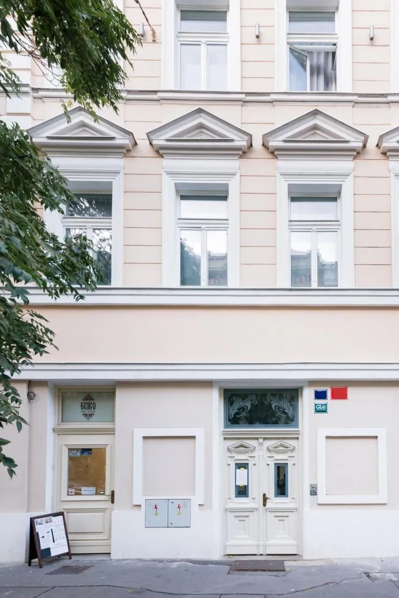 Image 4 of Romantic designer apartment Prague