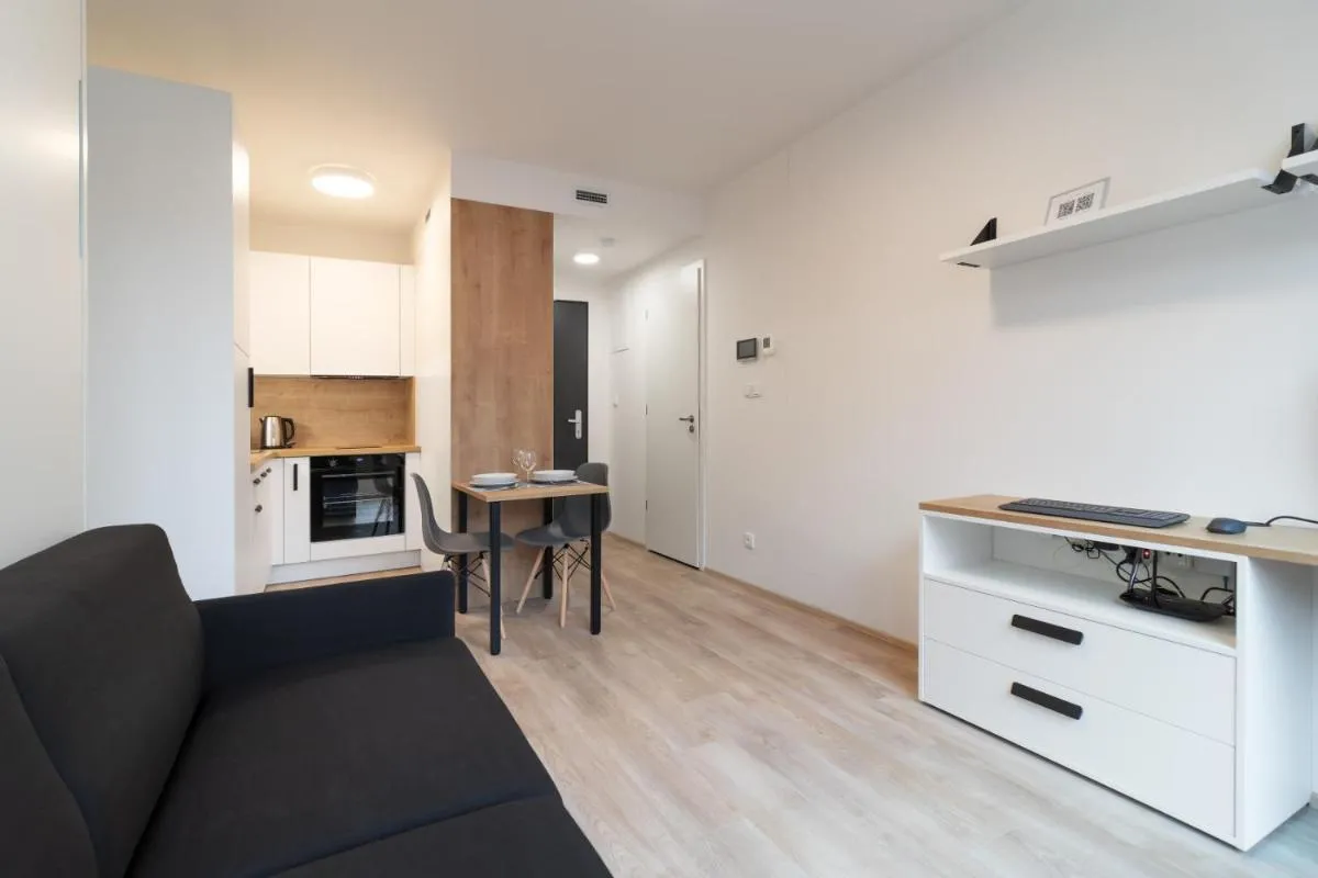 Image 3 of SMART Studio with Ultra Fast 1Gbps WiFi and Air Conditioning