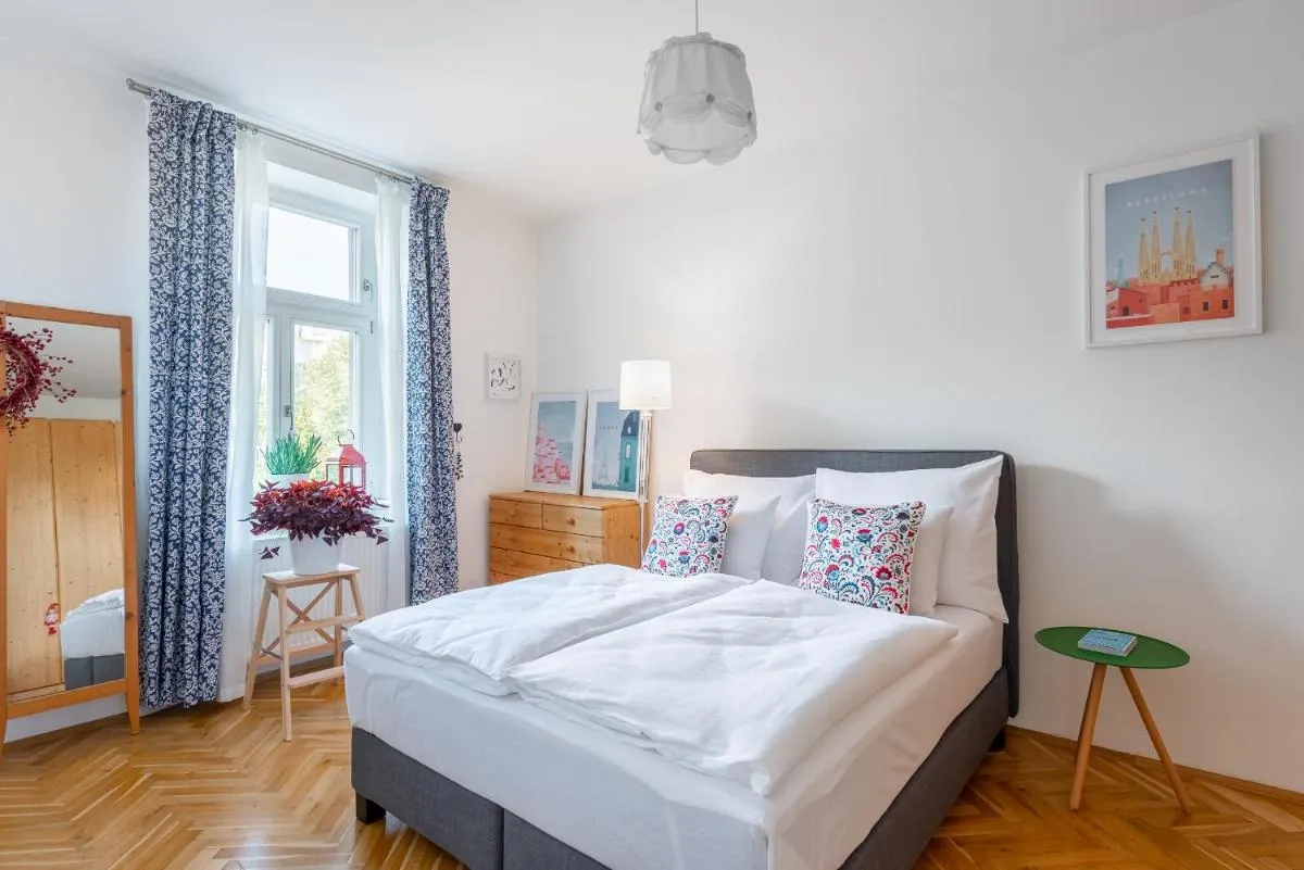 Image 6 of *SUNNY and STYLISH* Apt with BALCONY near TV Tower