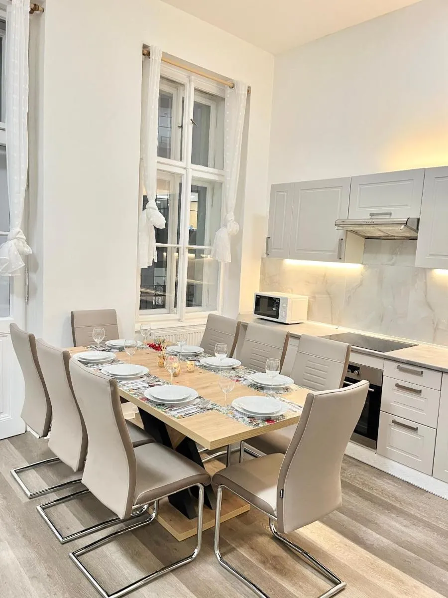 Image 5 of Spacious 2BDR apartment with free parking in Wenceslas Square