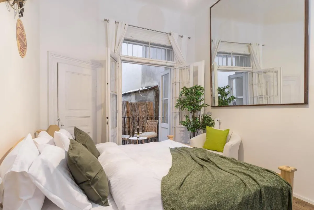 Image 6 of Spacious apartment near Wenceslas Square with master bed