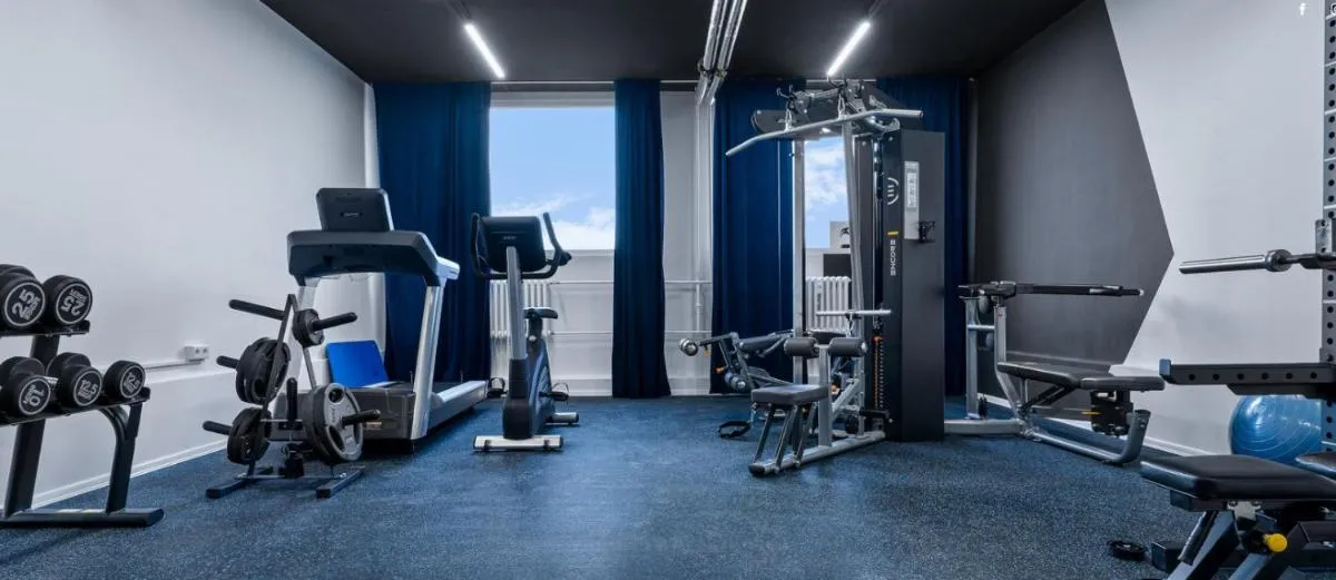 Image 3 of TERRACE-VIEW LUXURY 5 HOTEL-STYLE APARTMENTS, 20 mins to Centre, Gym, Reception, Free Parking, Roof Terrace & Game Room