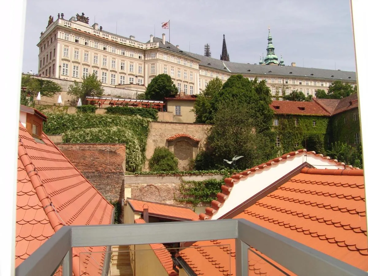 Image 2 of The Golden Wheel Hotel