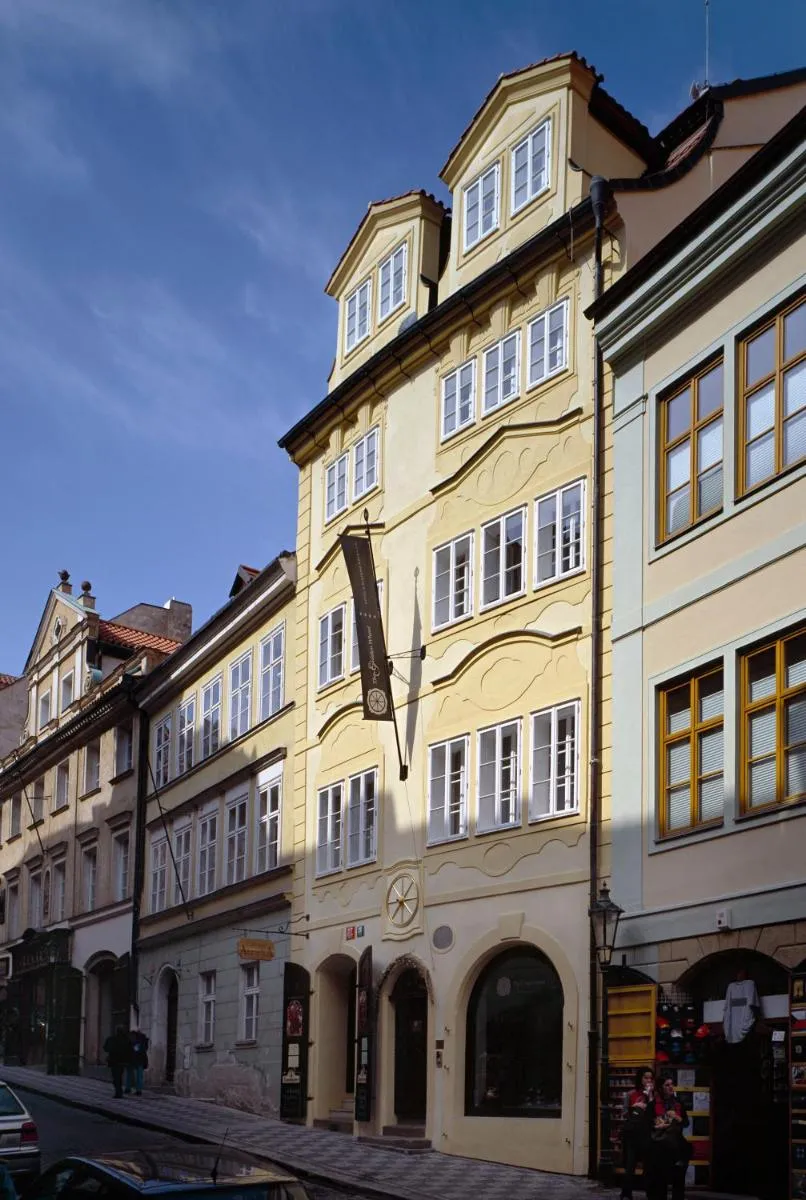 Image 4 of The Golden Wheel Hotel
