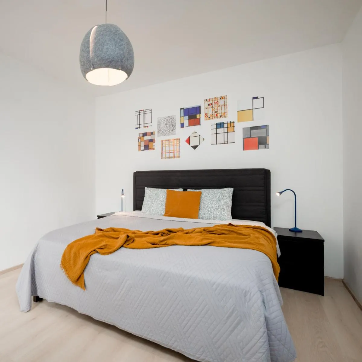 Image 3 of The Sunny Riverside Flat
