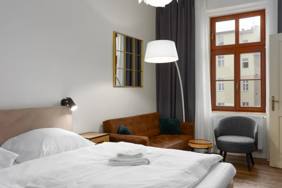 Image 5 of Tichý apartmán v centru města u metra s balkónem a parkováním