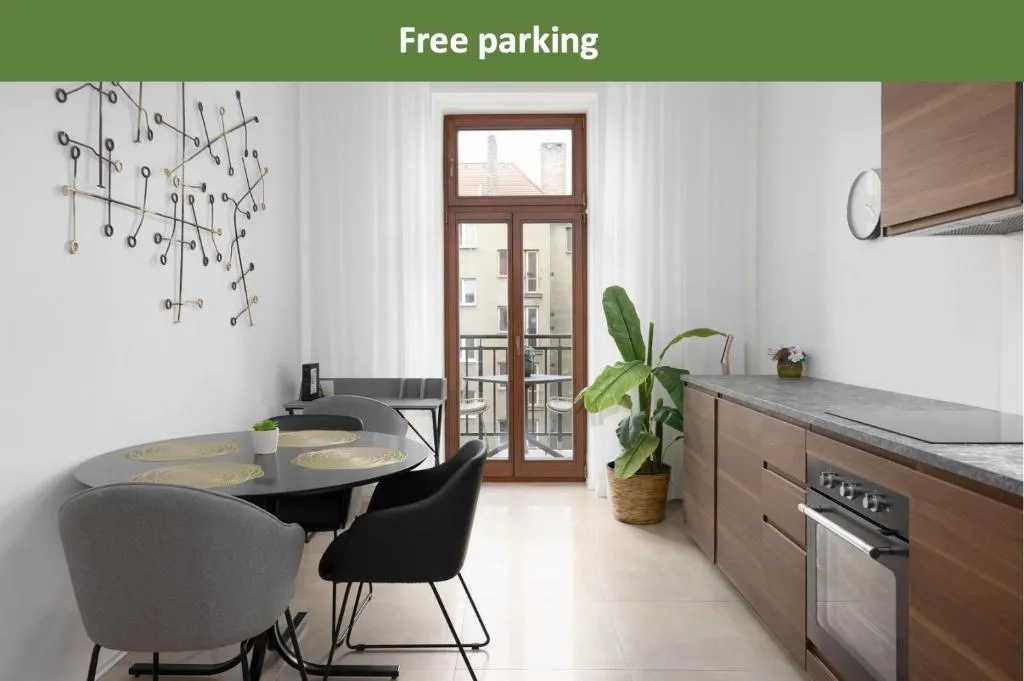 Image of Tichý apartmán v centru města u metra s balkónem a parkováním