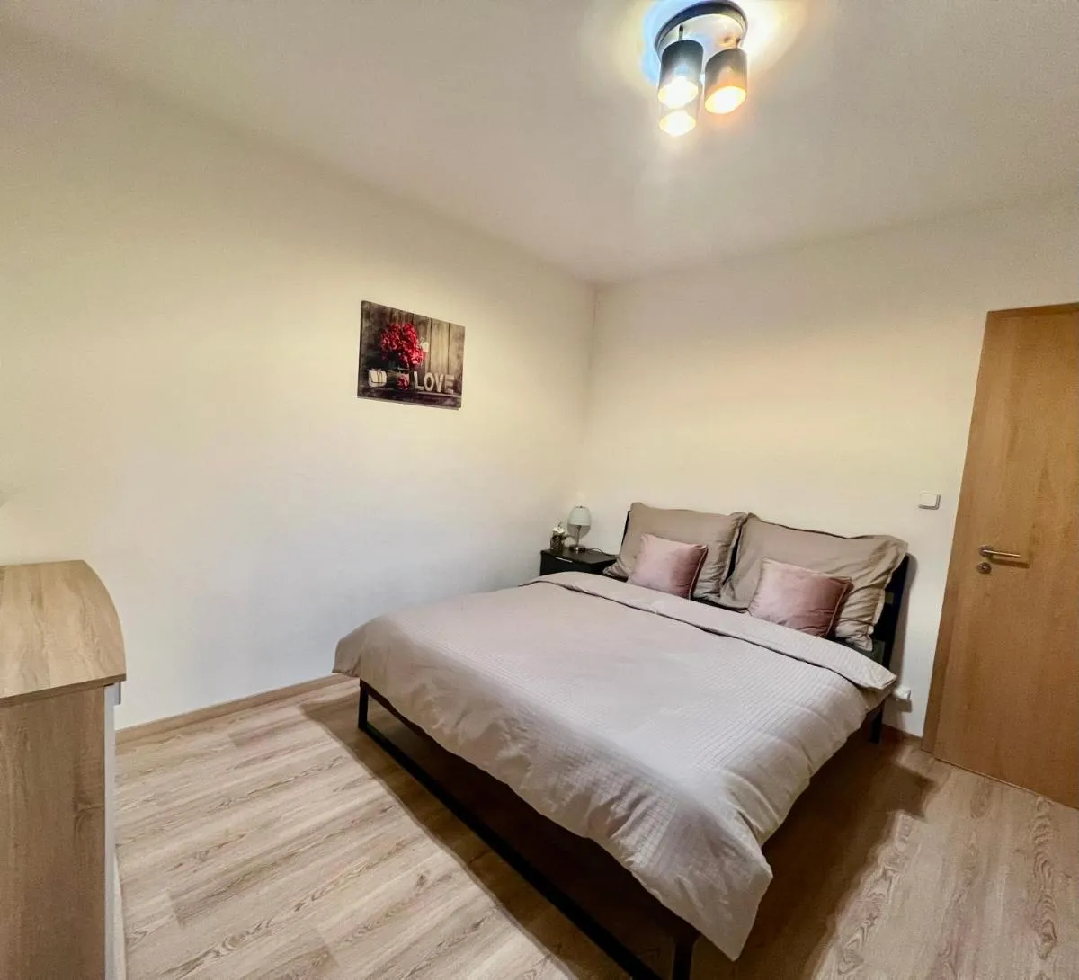 Image 6 of Tomaš Apartment,Free Parking-02 Arena
