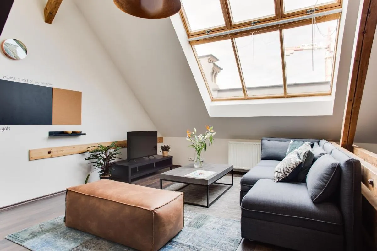 Image 4 of Ultimate Prague 1 experience – Duplex, Roof Top Terrace, Prague Castle View, free parking over weekends