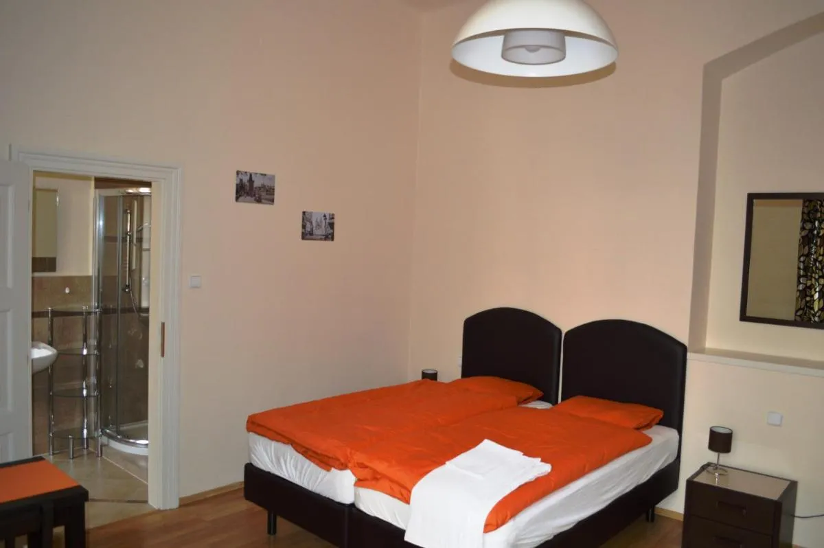 Image 4 of Valentina Apartments