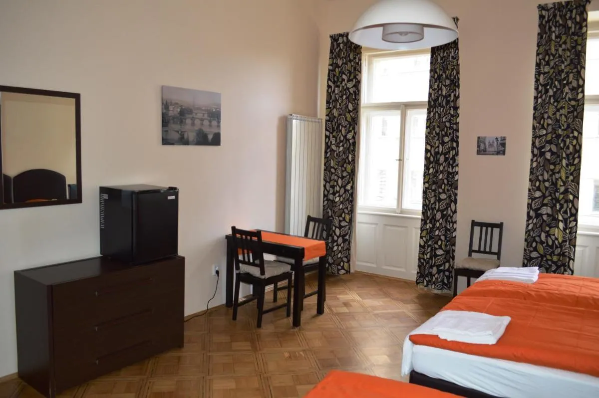 Image 3 of Valentina Apartments