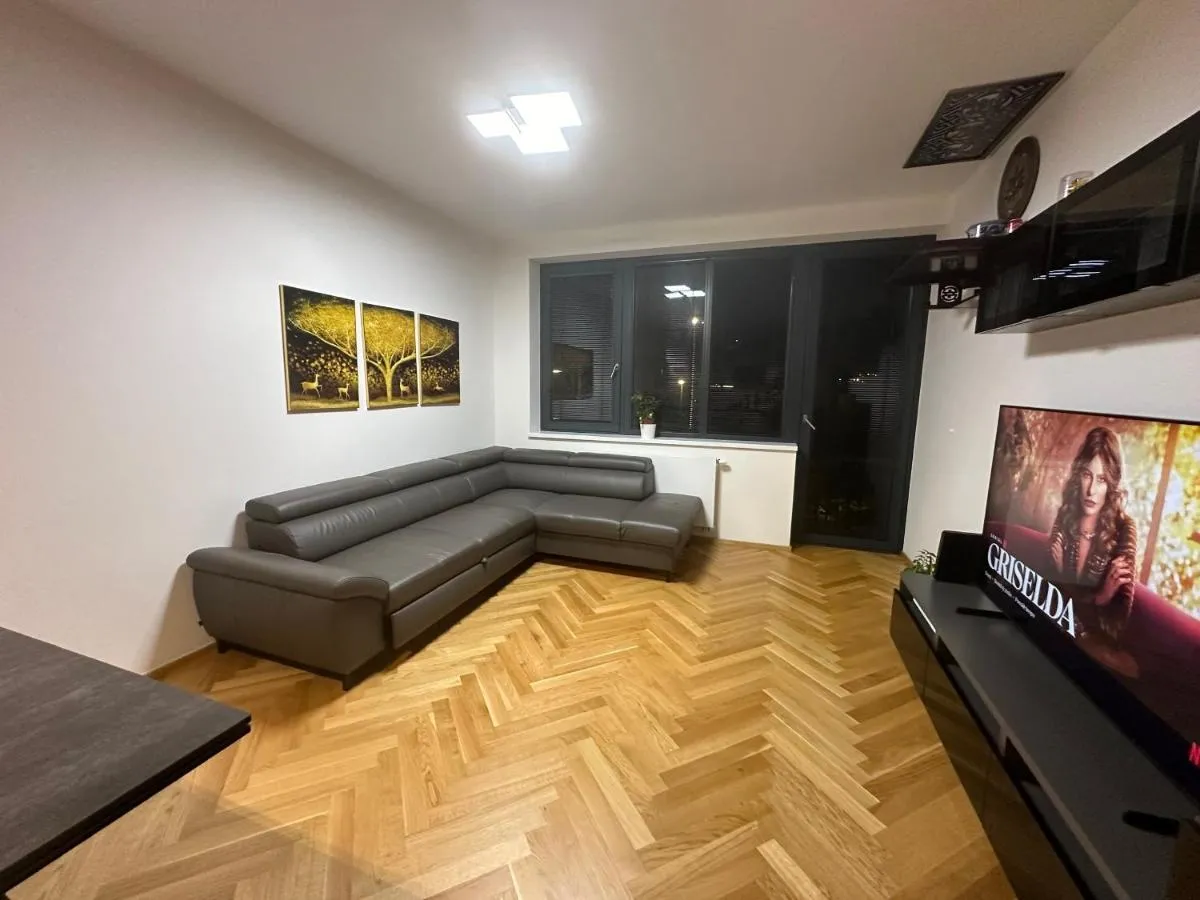 Image 4 of Vikys Apartment