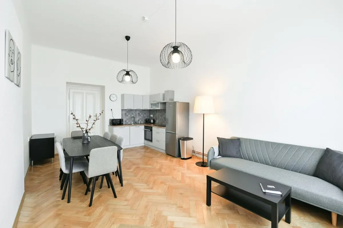 Image 3 of WSP Petrin Garden Apartments