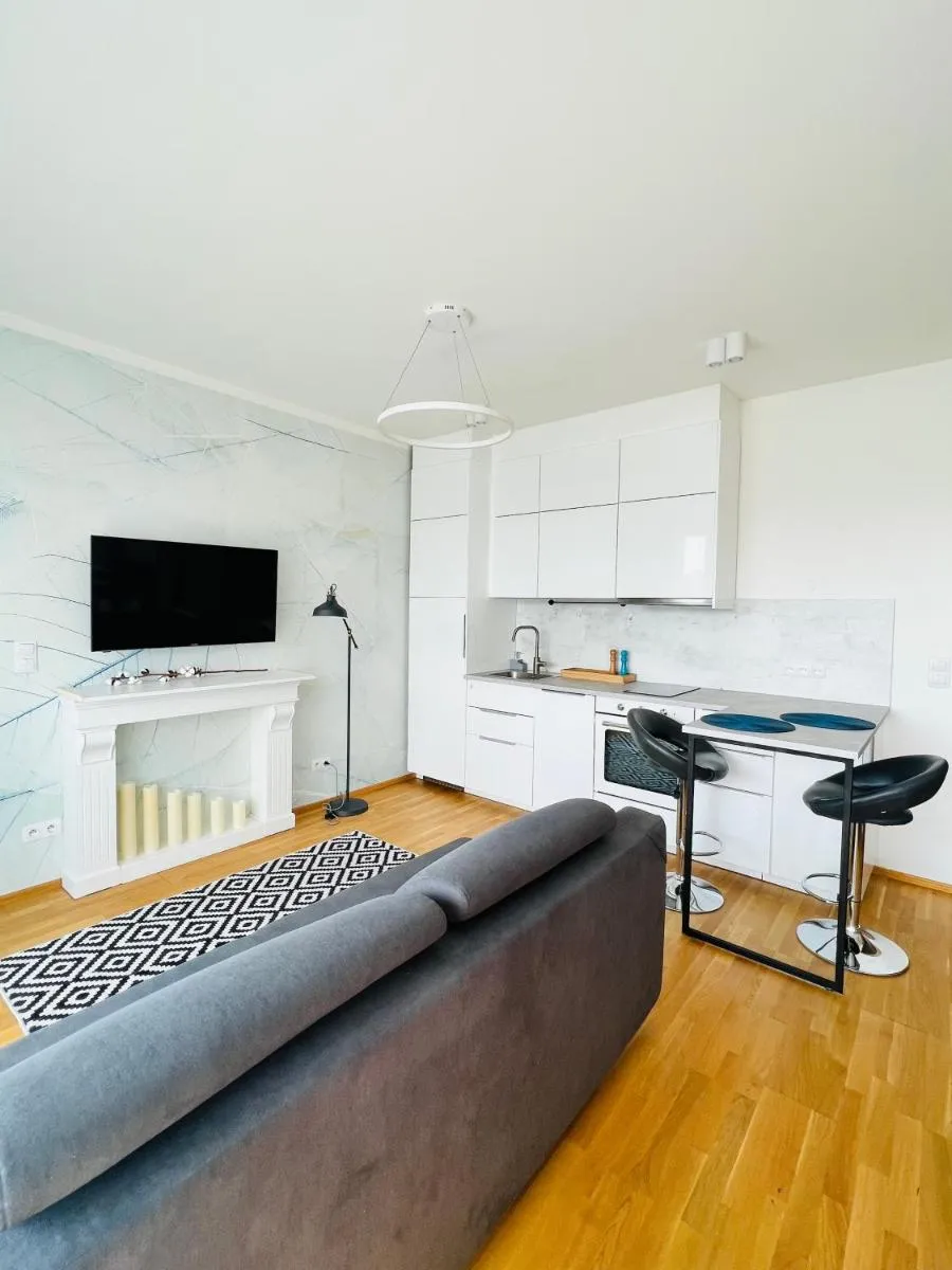 Image 2 of White Pearl Studio with parking in Holešovice