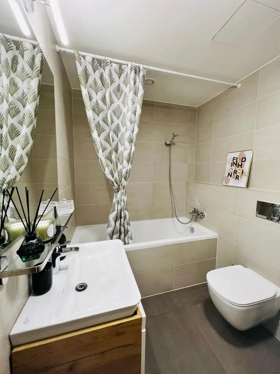 Image 4 of White Pearl Studio with parking in Holešovice