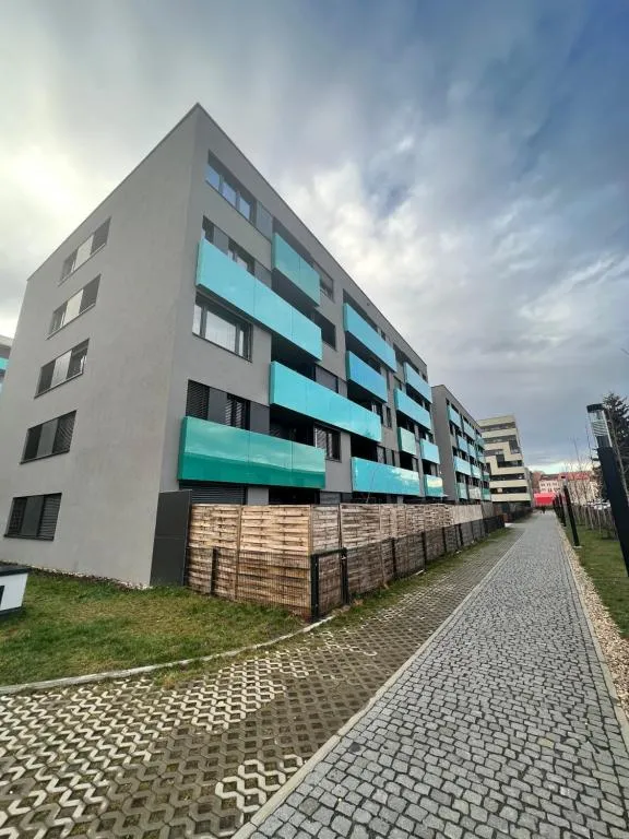 Image of White Pearl Studio with parking in Holešovice