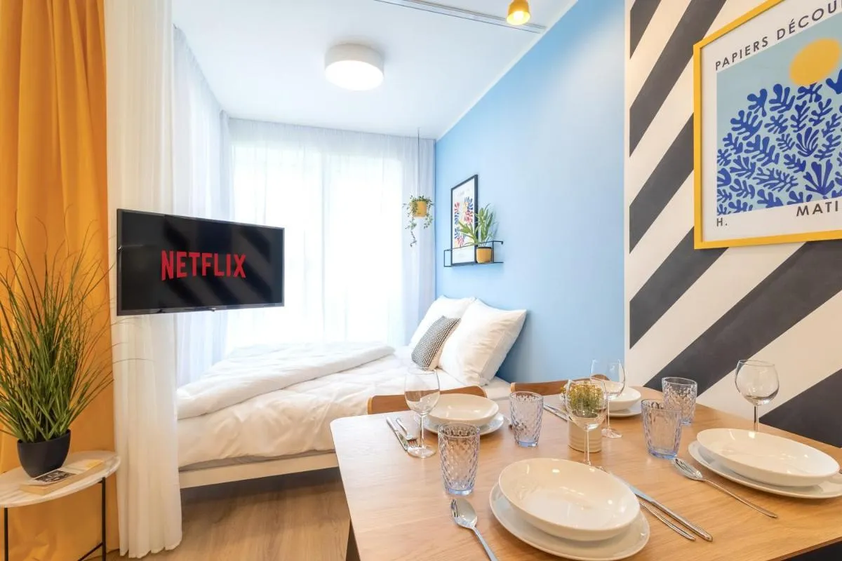 Image 6 of Yellow Apartment – Balcony, Free Parking, by Gravity Prague