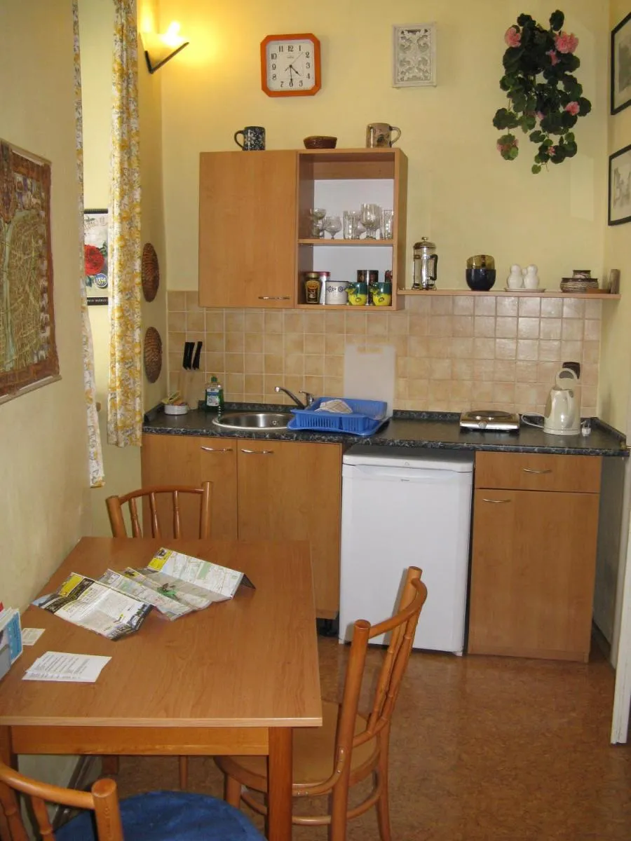 Image 5 of Zderaz