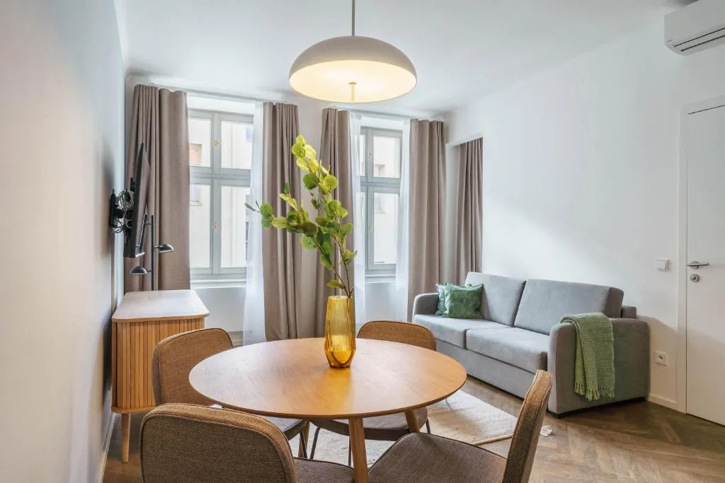 Image of limehome Prague Halkova