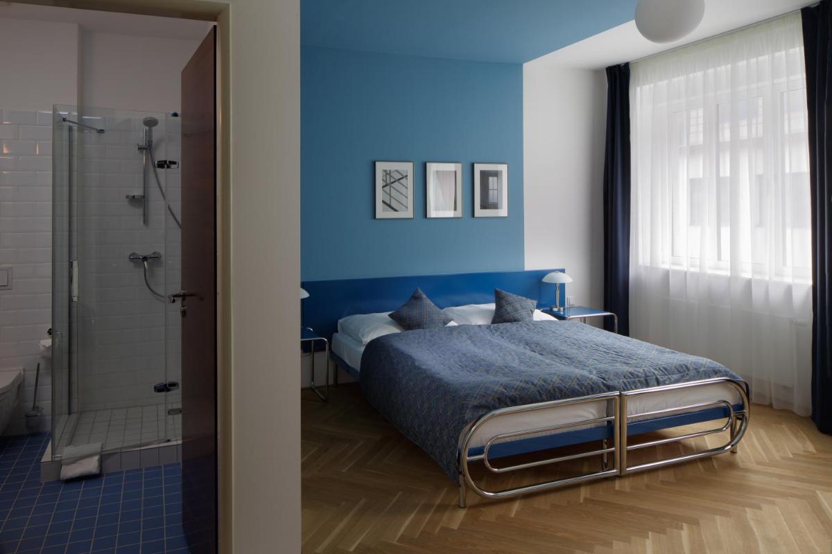 Image 1 of AXA Hotel
