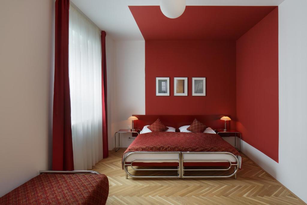 Image of AXA Hotel