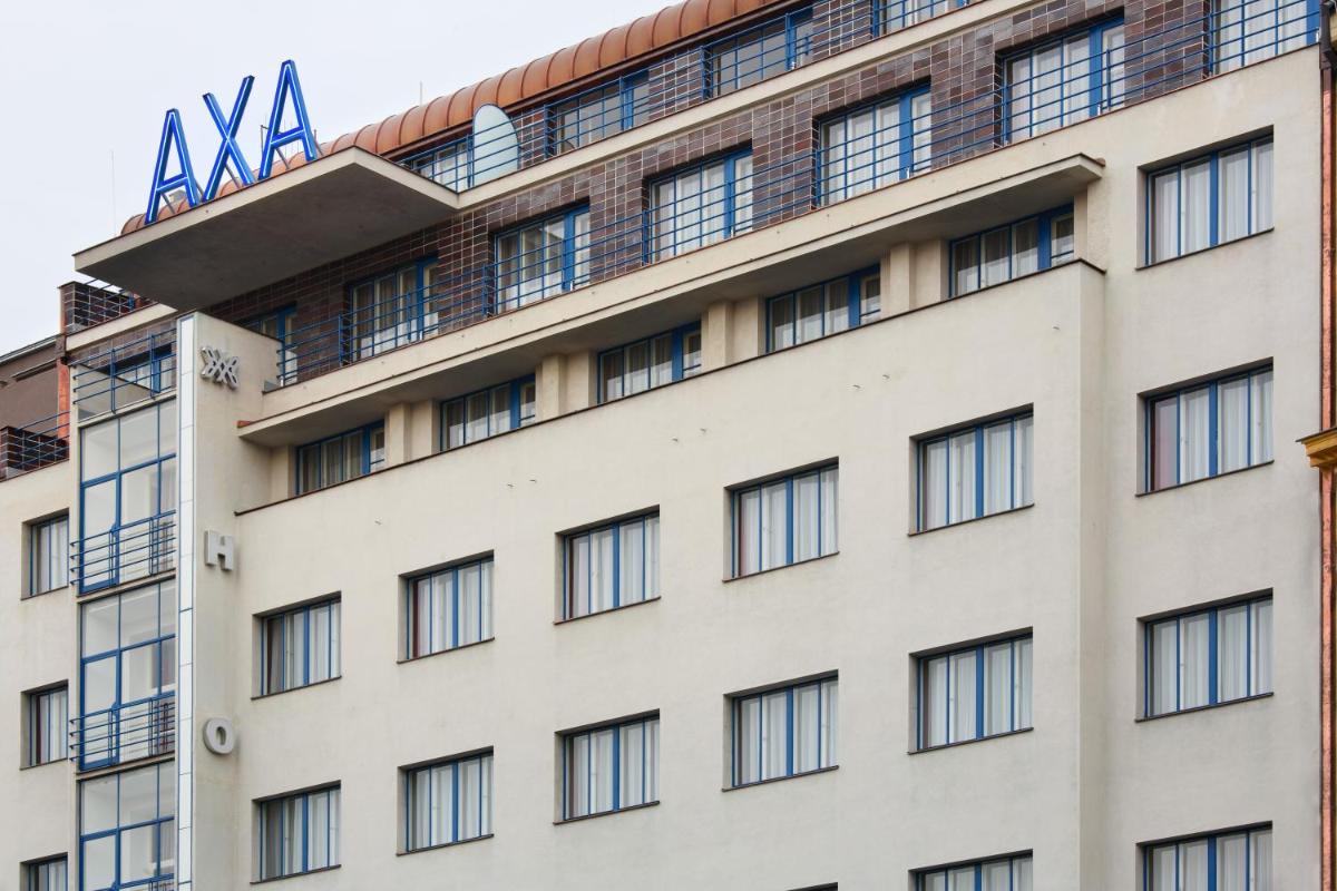 Image 6 of AXA Hotel