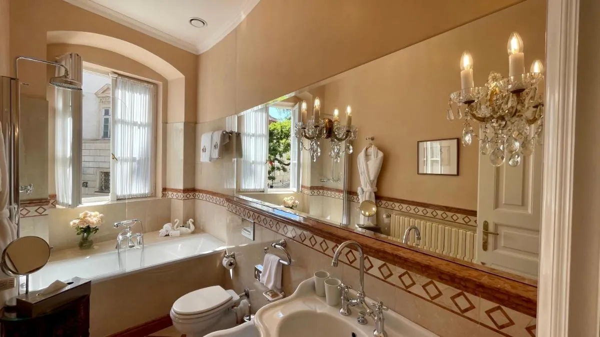 Alchymist Prague Castle Suites Hotel - 2