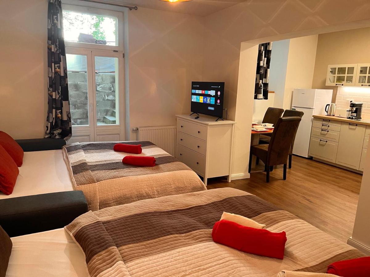Image 3 of Amazing Apartment Zborovska