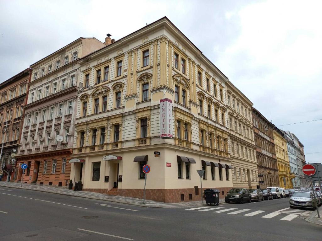 Image of Anette Hotel