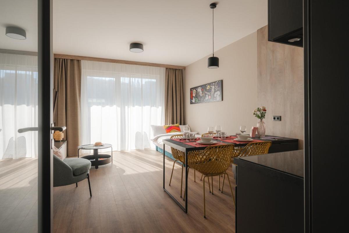 Image 1 of Avenue Apartments