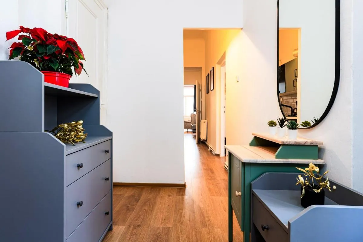 Black Diamond Suite - 2