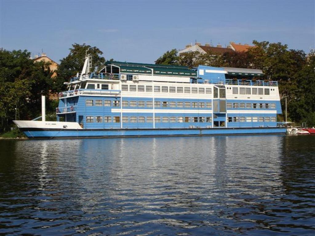 Image of Botel Vodnik