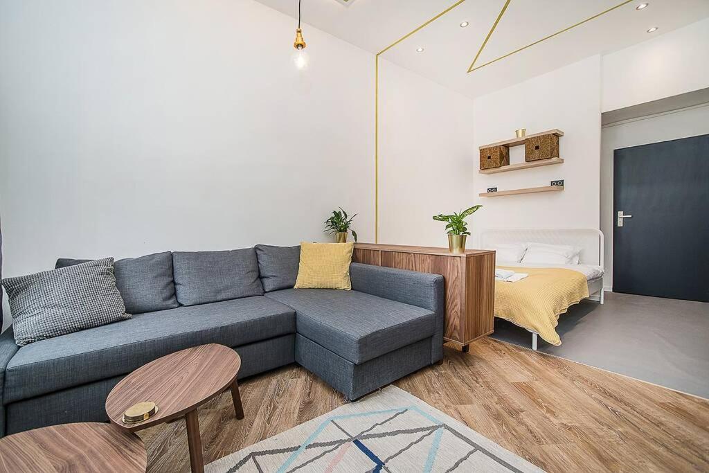 Image 6 of Central designer studio by beautiful park & church