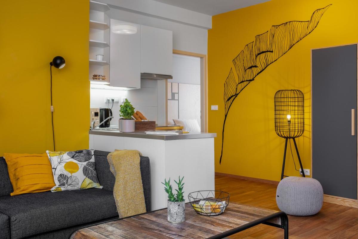 Image 1 of City Leaf Apartments