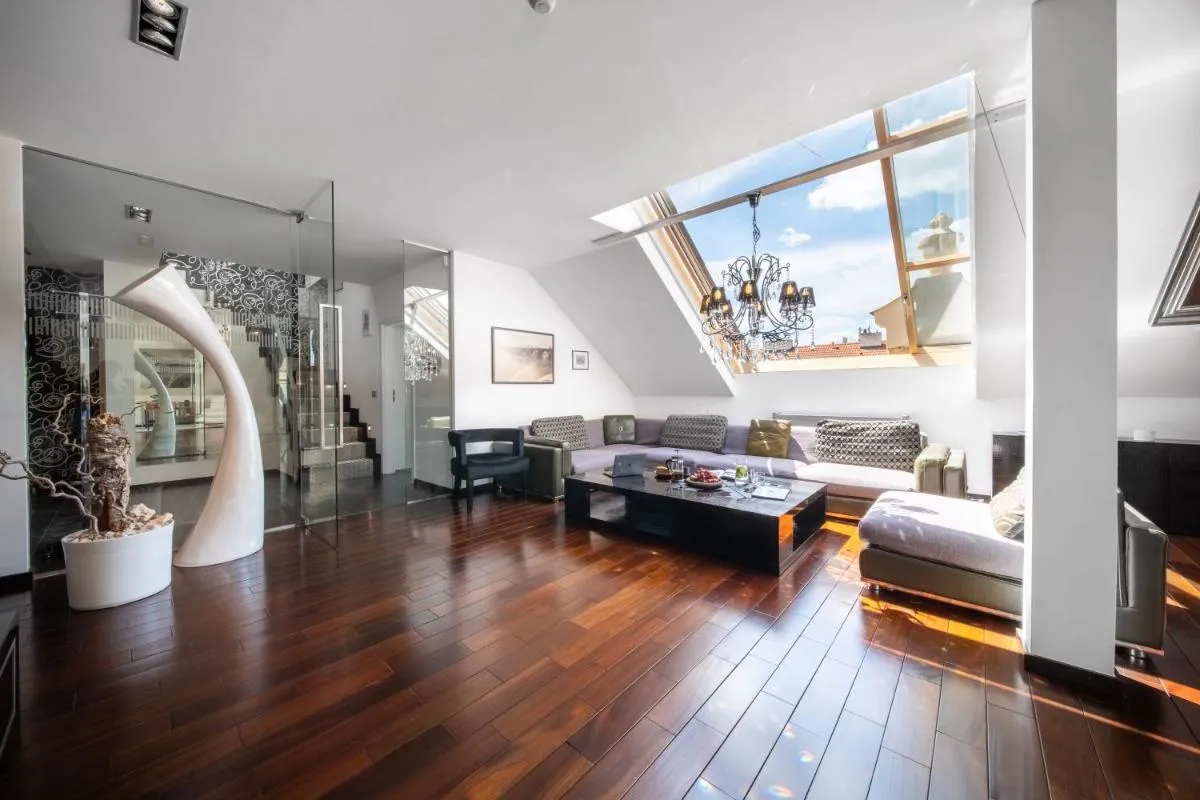 City View Luxury Apartments with Foosball & Xbox – In City Centre - 2