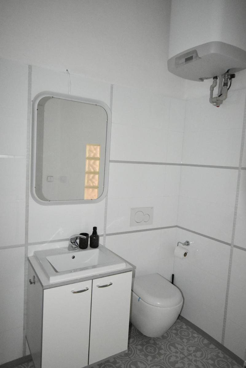 Image 6 of City center apartment